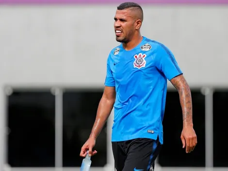 Justiça penhora 5% da dívida do Corinthians com o atacante Jonathas