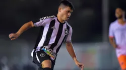 Ronald não joga há três meses e ainda não marcou gol com a camisa do Botafogo | Crédito: Thiago Ribeiro/AGIF