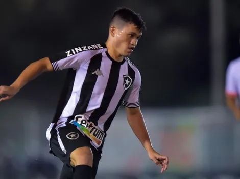 Recuperado, Ronald retorna ao Botafogo e será opção para duelo contra o CRB