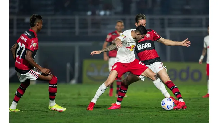 Red Bull Bragantino e Flamengo ficaram no empate (Foto: Diogo Reis/AGIF)