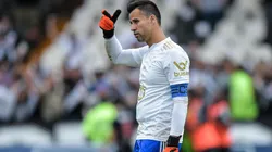 Fabio esteve em campo na última vitória do Cruzeiro sobre o Coritiba no Couto Pereira. Foto: Thiago Ribeiro/AGIF