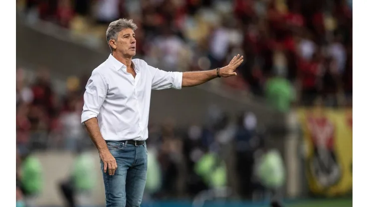 Renato Gaúcho terá desfalques importantes para o confronto contra o RB Bragantino. (Foto: Thiago Ribeiro/AGIF)