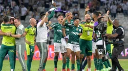 Jogadores do Palmeiras comemoram gol que classificou o alviverde Foto: Washington Alves/Getty Images