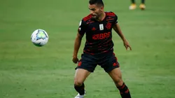 Thiago Maia pode retornar ao time titular do Flamengo no jogo contra o Bragantino