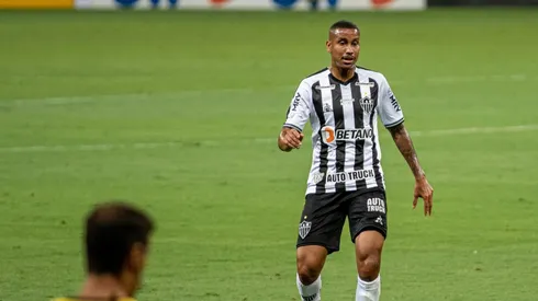 Jair comentou sobre a força do elenco do Atlético-MG (Foto: Alessandra Torres/AGIF)