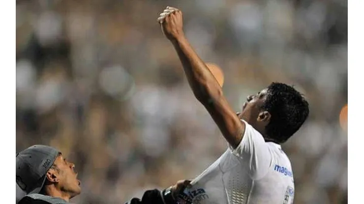 Paulinho é ídolo do Corinthians (Twitter/Reprodução)