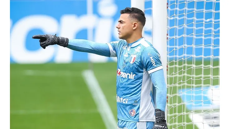Felipe Alves admite má atuação do Fortaleza conta o Atlético-GO (Foto: Pedro H. Tesch/AGIF)