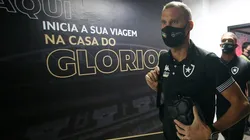 Joel Carli lamentou derrota de virada do Botafogo (Foto: Vitor Silva/Botafogo)