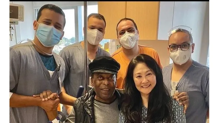 Pelé recebe alta do hospital e vai voltar para casa (Foto: Reprodução)
