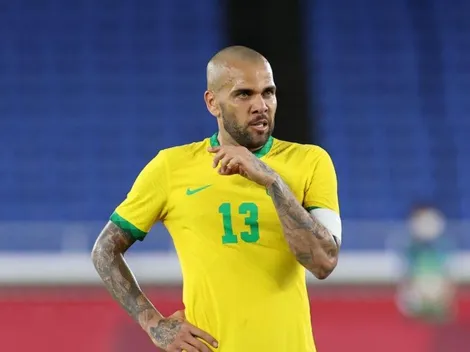 Daniel Alves responde ídolo do São Paulo sobre a sua grandeza no clube