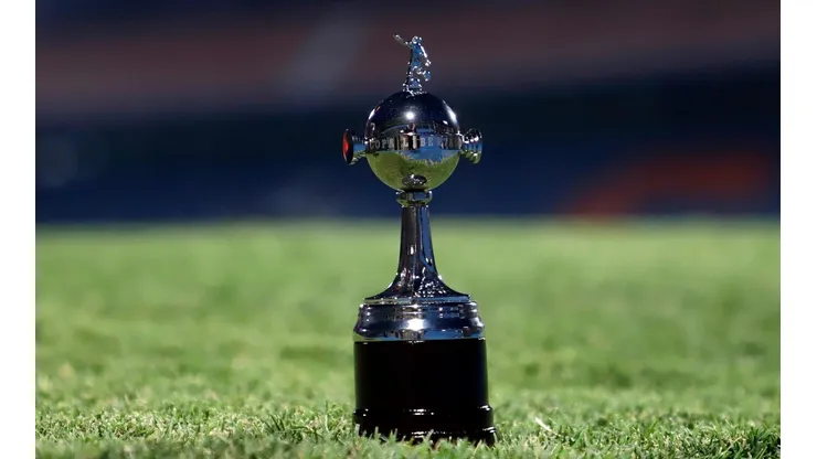 Troféu da Libertadores. (Foto: Getty Images)