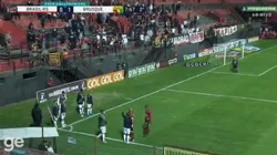 Zagueiro Sandro, do Brusque, acusa torcedor do Brasil-RS de racismo durante jogo da Série B. (Foto: Reprodução TV)