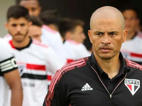 Destaque do time treinado por Alex, jovem de Cotia pode ser a solução caseira buscada por Crespo