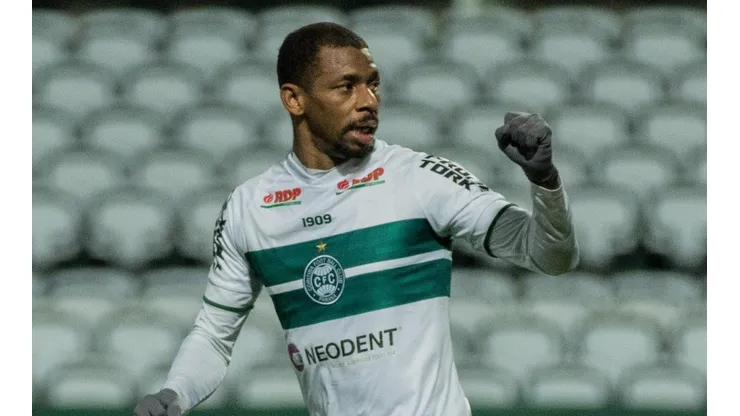 Foto: Robson Mafra/AGIF