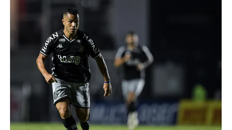 Morato revela emoção ao marcar seu primeiro gol na presença do torcedor do Vasco (Foto: Thiago Ribeiro/AGIF)