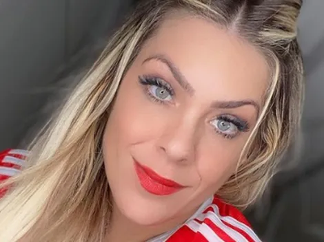 Renata Fan veste as cores do Flamengo durante o Jogo Aberto e torcedores vão à loucura na web: 'Toda trabalhada no rubro-negro'
