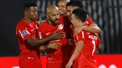 Jogadores do RB Bragantino comemoram gol (Foto: Getty Images)