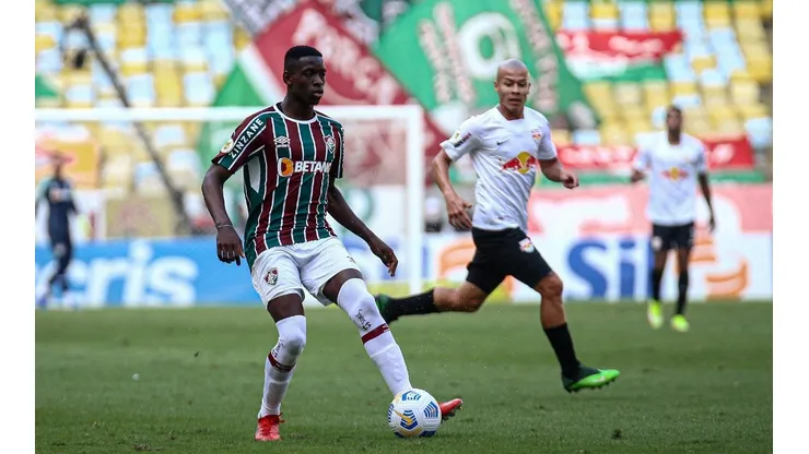 Luiz Henrique vem sendo um dos destaques do Fluminense nos últimos jogos (Foto: LUCAS MERÇON / FLUMINENSE F.C)