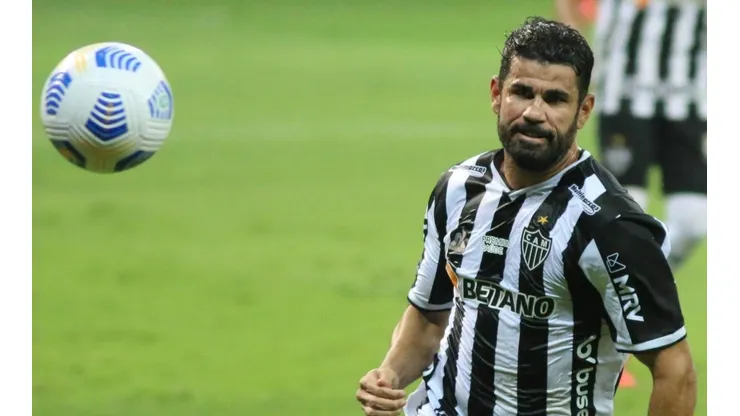 Diego Costa: sofreu lesão muscular (Foto: Fernando Moreno/AGIF)
