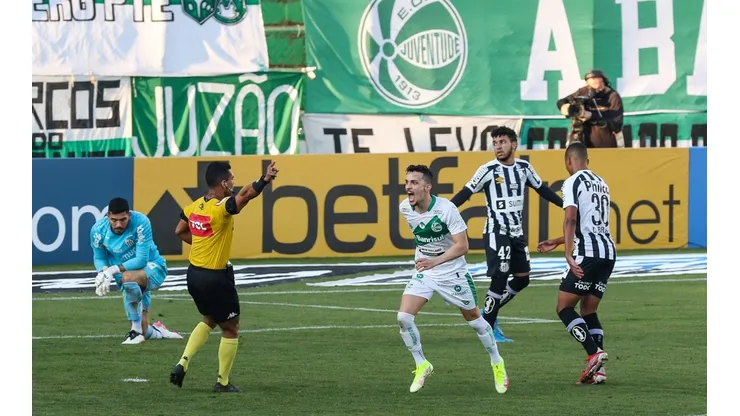Santos perde para o Juventude por 3 x 0 e se aproxima da zona do rebaixamento
