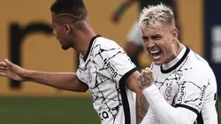 Após marcar dois gols contra o Palmeiras, Róger Guedes acredita que Corinthians pode conseguir coisas grandes (Foto: Ettore Chiereguini/AGIF)