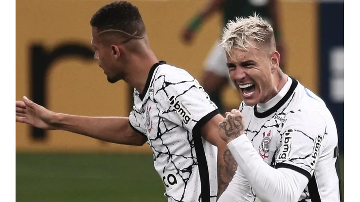 Após marcar dois gols contra o Palmeiras, Róger Guedes acredita que Corinthians pode conseguir coisas grandes (Foto: Ettore Chiereguini/AGIF)
