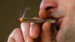 Fumar maconha pode não ser bom para jogadores de poker (Foto: Getty images)