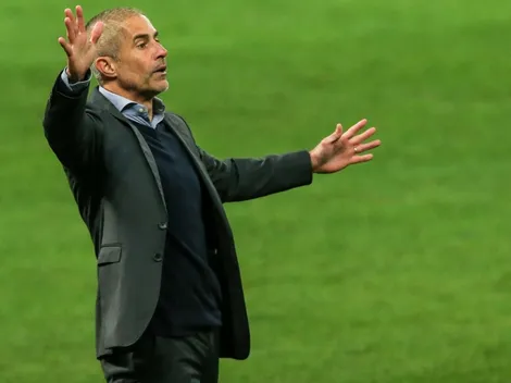 Sylvinho está entre duas opções para substituir Gabriel; veja a provável escalação do Corinthians