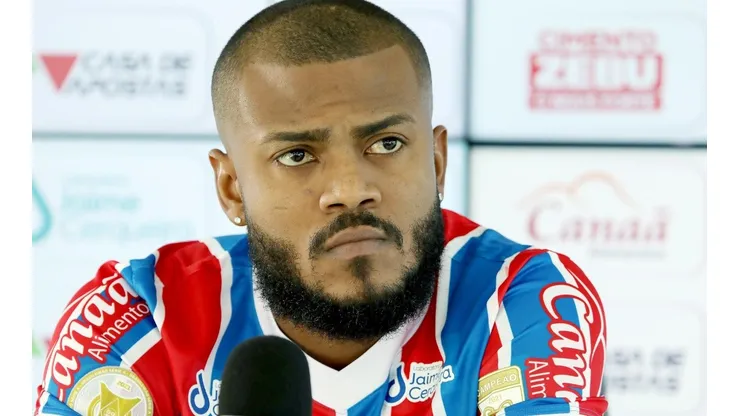 Cirino: apresentado oficialmente (Foto: Felipe Oliveira / EC Bahia / Divulgação)