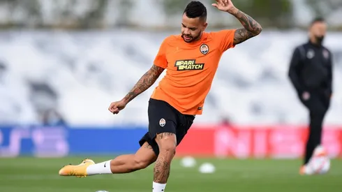 Dentinho é craque nos gramados e no Poker (Foto: Getty Images)