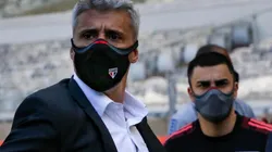 Crespo: pode perder importante peça na defesa (Foto: Fernando Moreno/AGIF)