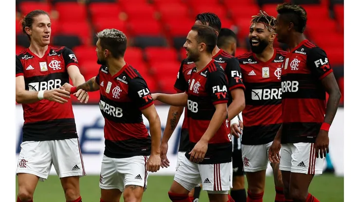 Jogadores do Flamengo comemoram gol (Foto: Getty Images)