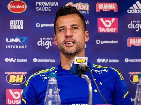 Ídolo do Cruzeiro faz mistério sobre renovação: 'Deus vai direcionar o que vai ser melhor'