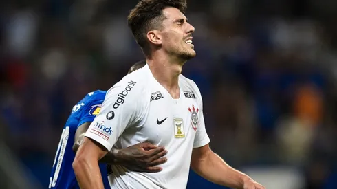 Danilo Avelar foi afastado do Corinthians após episódio de racismo