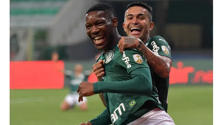 Jogadores do Palmeiras comemoram gol pela Copa Libertadores (Foto: Getty Images)