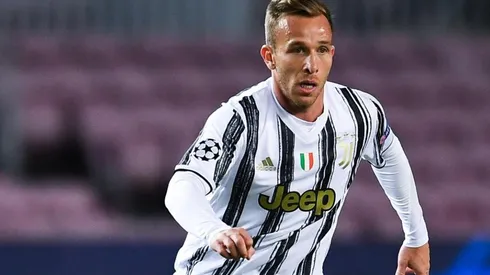 Arthur em ação com a camisa da Juventus (Getty Images)