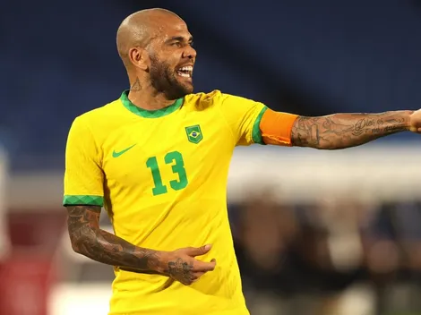 Veja as exigências de Daniel Alves para fechar com algum clube até sexta-feira (24)