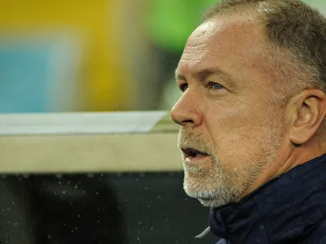 Pressão em Sylvinho faz Roberto de Andrade externar sobre Mano no Corinthians; veja detalhes