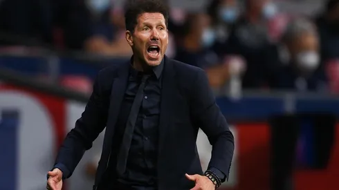 Diego Simeone durante jogo da Champions League contra o Porto (Getty Images)