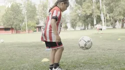 "O mais bonito é que está escrito 'jogadora de futebol'. Obrigada a todos que apoiam meu sonho", publicou Felicitas.