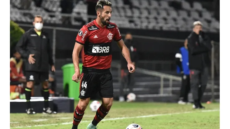 Isla em partida da Libertadores 2021