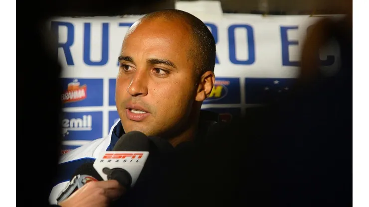 Deivid falou sobre a atual situação do Cruzeiro e disse que "o buraco é muito fundo" (Foto: Mauro Horita/AGIF)