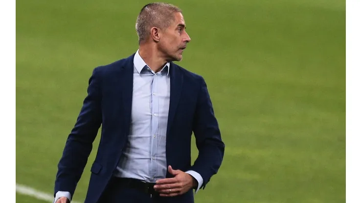 Sylvinho, treinador do Corinthians (Foto: Ettore Chiereguini/AGIF)