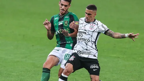 Árbitro explica expulsão Gabriel, após o fim do jogo entre Corinthians x América Mineiro