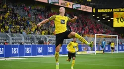 Haaland marca dois gols na vitória do Borussia Dortmund e iguala Lewandowski na artilharia do Campeonato Alemão. (Foto: Getty Images)