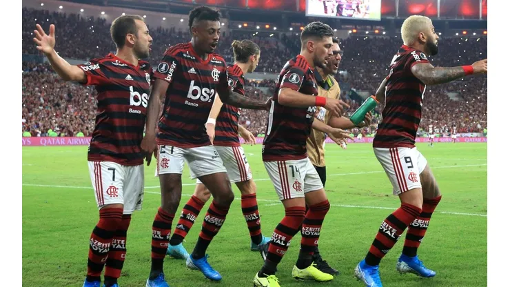 Jogadores do Flamengo comemoram gol contra o Grêmio, em 2019 (Foto: Getty Images)