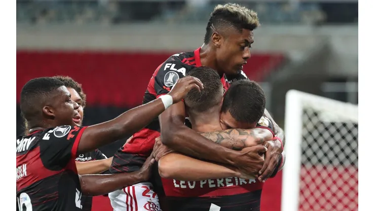 Comemoração dos jogadores do Flamengo (Foto: Getty Images)