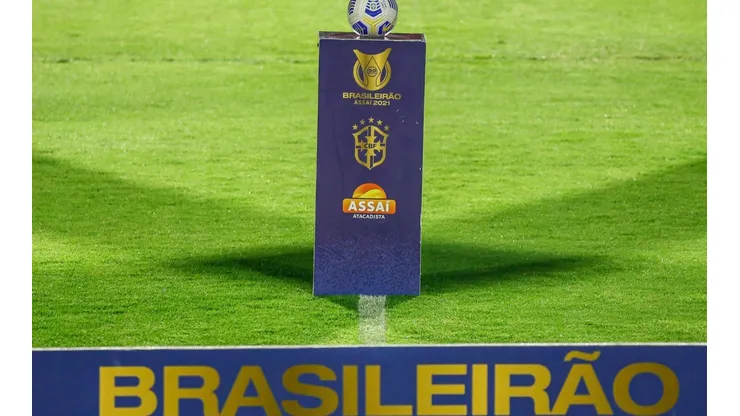 17 clubes da Série A tentam adiar a 21ª rodada do Brasileirão. (Foto: Paulo Paiva/AGIF)