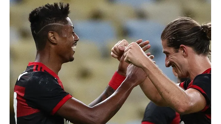 Bruno Henrique e Filipe Luís são dois dos jogadores lesionados do Flamengo (Foto: Getty Images)