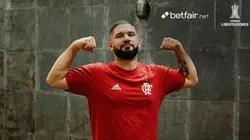 O flamenguista Guilherme negociou com manifestantes chilenos (Foto: Divulgação Betfair)